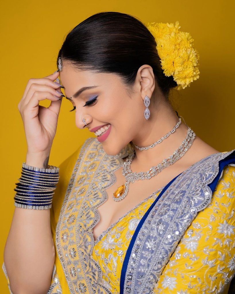 Sreemukhi