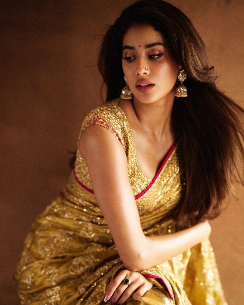 Janhvi Kapoor gold colour saree