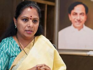 BRS Mlc Kavitha: రంగంలోకి కవిత.. రీఎంట్రీకి ముహూర్తం ఫిక్స్!