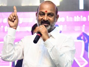 Bandi Sanjay: తిరుపతి లడ్డూలో జంతవుల కొవ్వు వాడకంపై స్పందించిన బండి సంజయ్.. ఏమన్నారంటే?