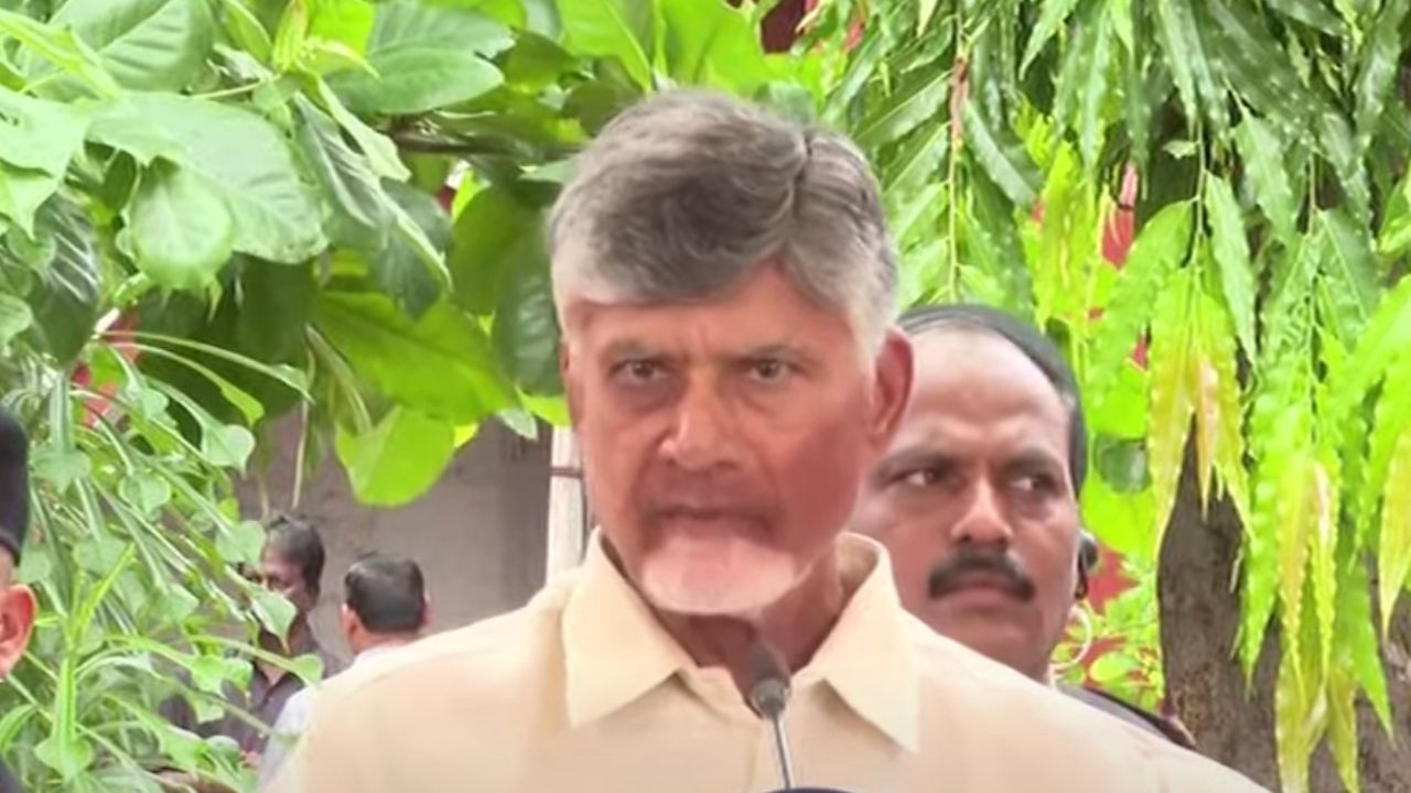 CM Chandrababu: బుడమేరుకు పడ్డ గండ్లను పూడ్చలేకపోయాం: సీఎం చంద్రబాబు