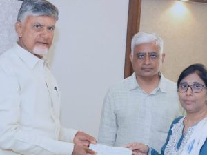 Chandrababu govt: సీఎం చంద్రబాబుతో సునీత దంపతులు.. అజ్ఞాతంలో ఆ నేత, రేపో మాపో..