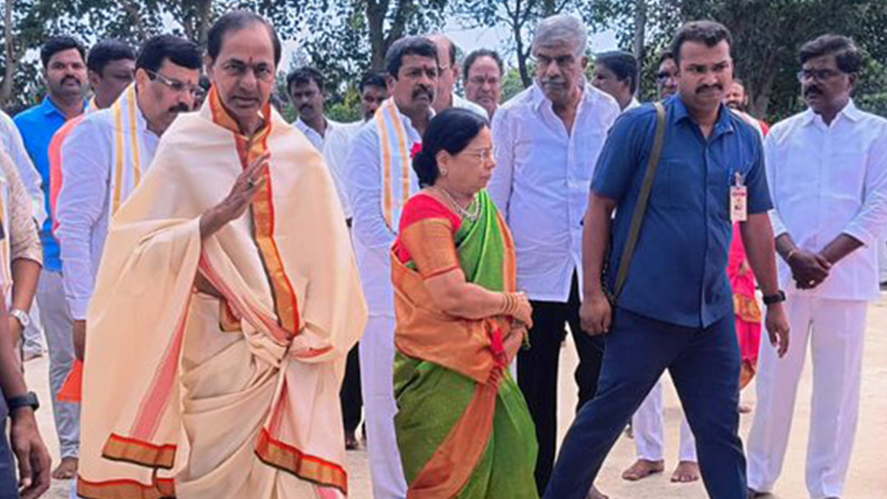 KCR Yagam: కేసీఆర్ మహాయాగం.. ఈసారి కుటుంబం కోసమా? ప్రజల కోసమా?