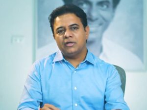 KTR: దేవర మూవీ ప్రీ రిలీజ్ ఈవెంట్‌పై కేటీఆర్ కామెంట్స్.. 10 యేండ్ల పాటు…