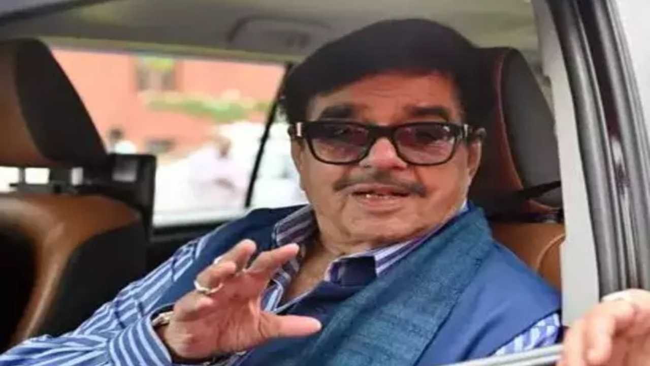 Shatrughan sinha: దీదీకి మద్దతుగా నిలిచిన బాలీవుడ్ వెటరన్ నటుడు శతృఘ్న సిన్హా