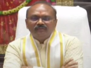 Tirupati Laddu Row: తక్కువ ధరకు నెయ్యి సరఫరా చేస్తున్నారంటేనే అర్థమవుతోంది.. ఏదో జరుగుతోందని: టీటీడీ ఈవో