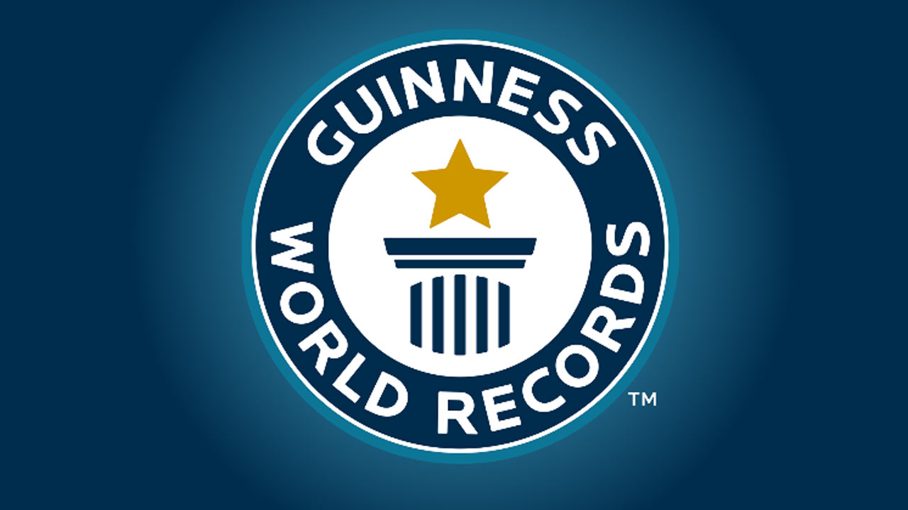 Guinness World Record : గిన్నిస్ బుక్ లో స్థానం దక్కించుకున్న ఇండియన్ సెలబ్రిటీస్ లిస్ట్… ఎంత మంది సౌత్ స్టార్స్ ఉన్నారో తెలుసా?