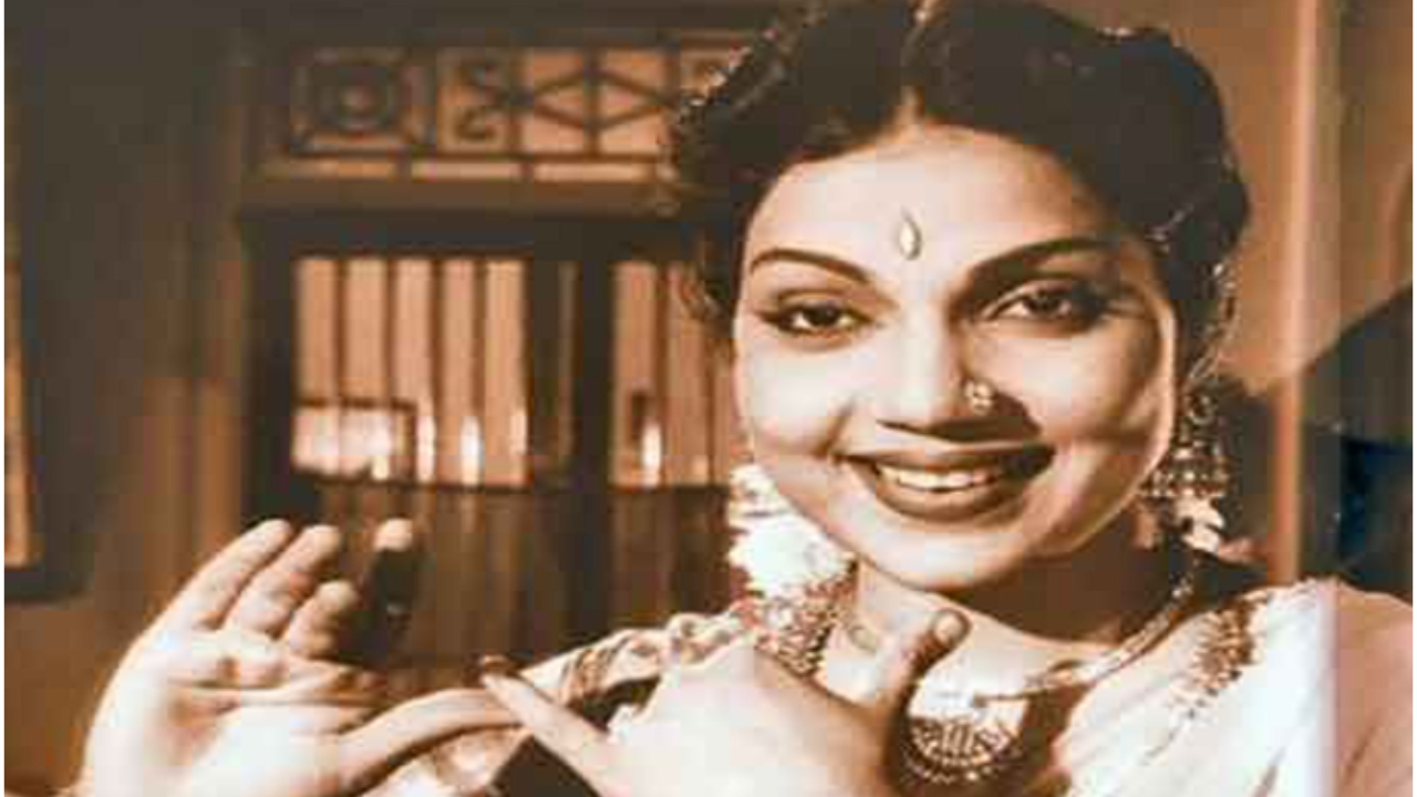 Bhanumathi: who lived high.. after she losts lot of money..!