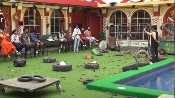 Bigg Boss 8 Telugu : హౌస్ మెట్స్ మధ్య గుడ్డు గొడవ.. ఇదేం రచ్చ రా నాయనా..