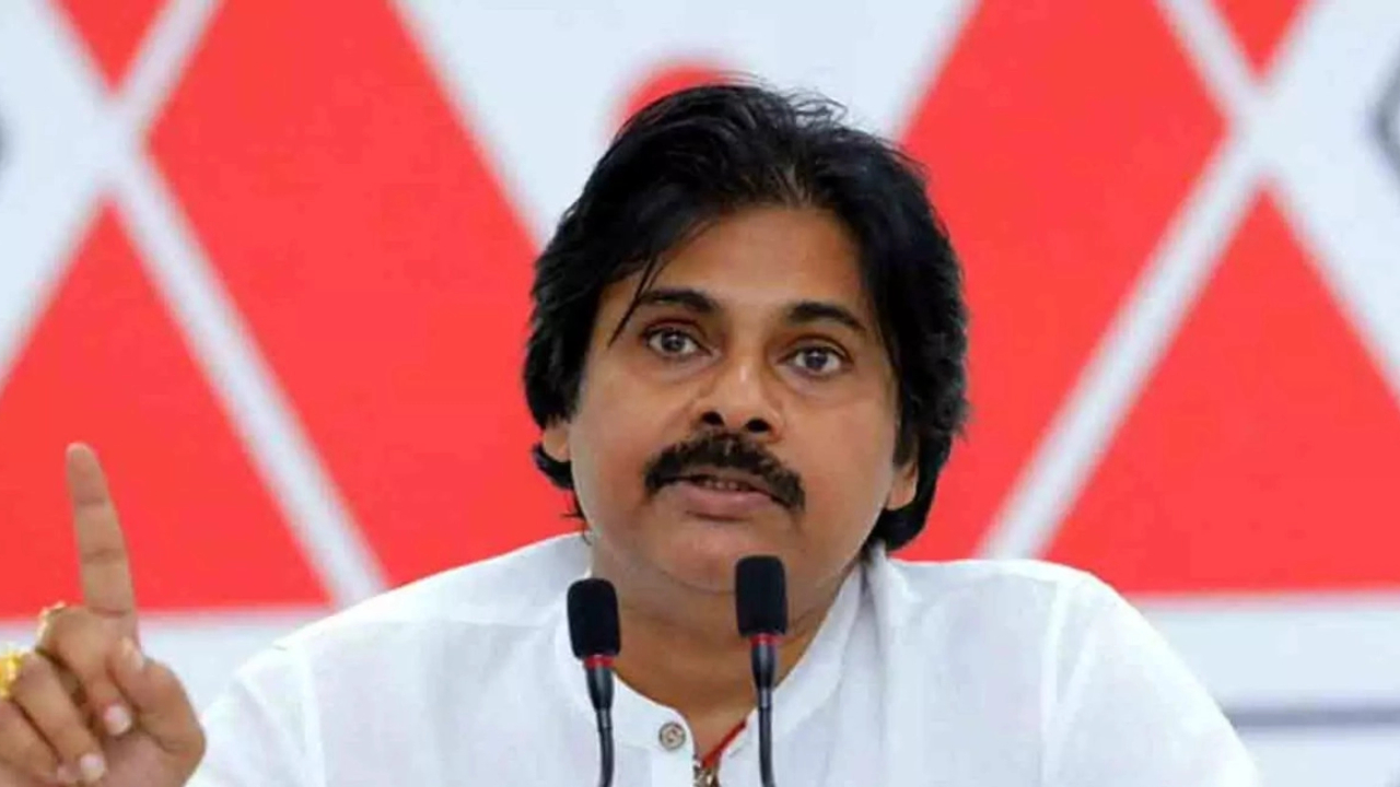 Pawan Kalyan : నిర్మాతలకు పవన్ కళ్యాణ్ షాక్.. ఇలా చేస్తారని అనుకోలేదు డిప్యూటీ సీఏం సార్..