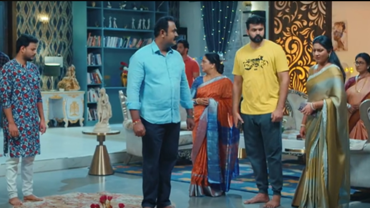 Intiki Ramayanam Serial Today Episode September 23 : పల్లవి పై మొదలైన అనుమానం.. కోర్టులో నిజం చెప్పిన స్వాతి.. పల్లవికి శిక్ష పడుతుందా?