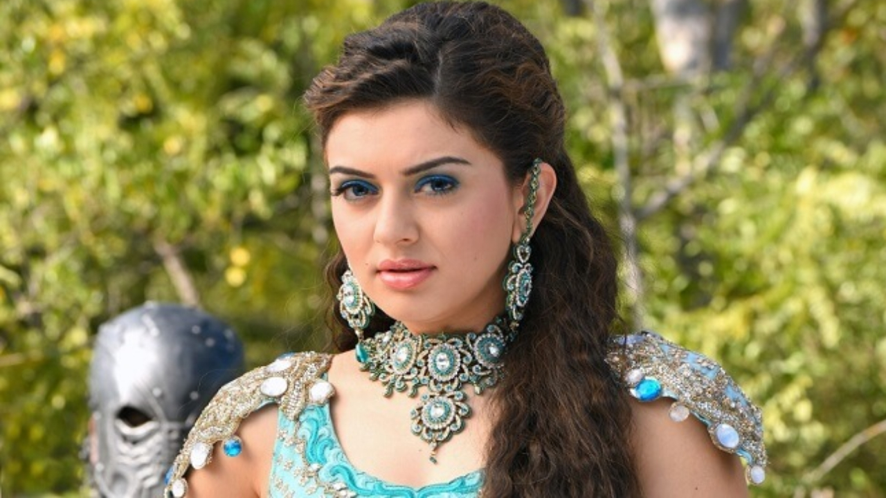 Hansika Motwani: Touched indecently.. Hansika emotional saying she could not bear the pain..!