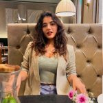 Ketika Sharma: రెస్టారెంట్‌లో వయ్యారాలు పోతున్న కేతిక.. ఈ ఫోటోలు చూస్తే కుర్రకారు మనసు జారక తప్పదు!