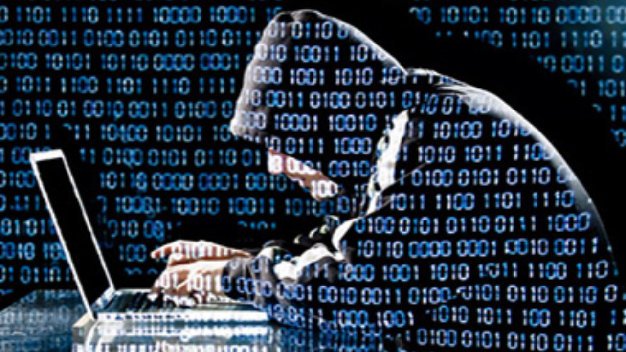 Cyber criminals: పోలీసు డీపీ.. వేస్తారు టోపీ, సైబర్ నేరస్తుల సరికొత్త ట్రాప్