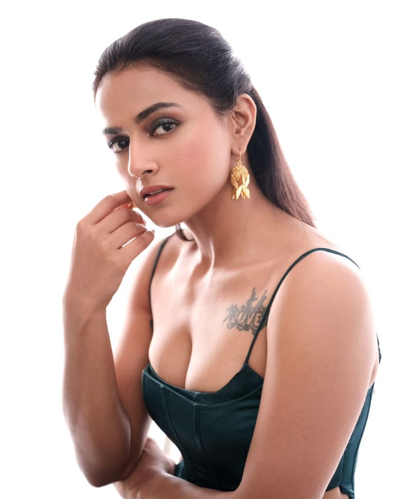 Shraddha Srinath (credit/instagram)