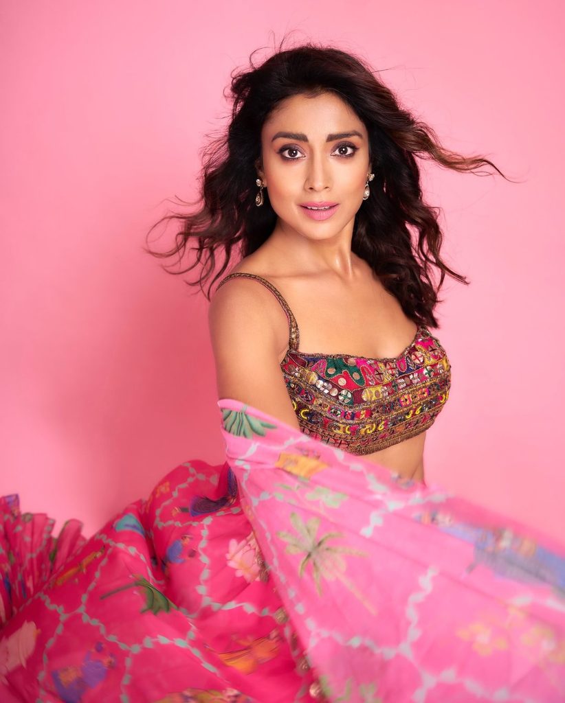 Shriya saran (credit/instagram)