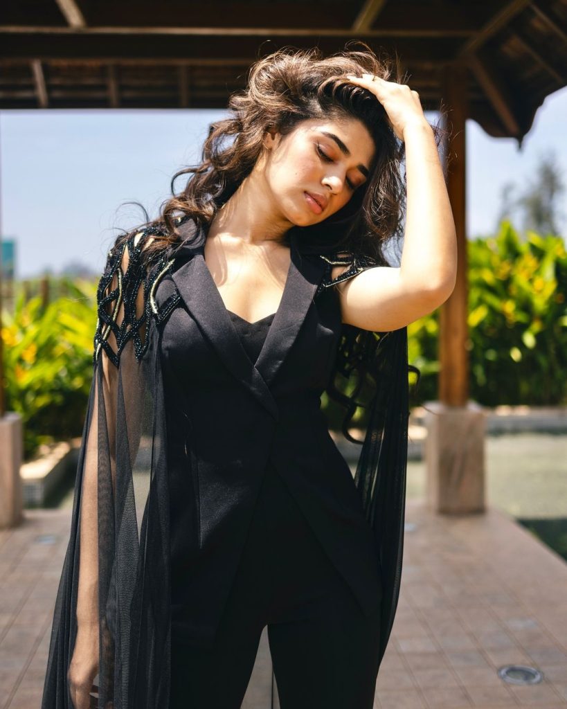 krithi shetty