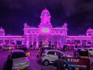 Kacheguda Railway Station: గులాబీ రంగులో మెరిసిన.. కాచిగూడ రైల్వేస్టేషన్.. కారణం మీరనుకున్నది కాదు కానీ..?