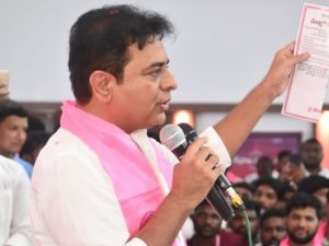 KTR challenges Revanth: లైడిటెక్టర్ టెస్టులకు నేను రెడీ.. ఫోన్ల ట్యాపింగ్ వివాదంపై కేటీఆర్ సవాల్