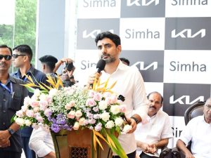 Nara Lokesh: రెడ్ బుక్ ఓపెన్ చేశా.. ఎవ్వరినీ వదిలిపెట్టను.. పరదాల పాలన అనుకుంటున్నారా.. లోకేష్ కామెంట్స్