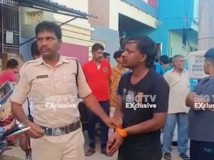 Crime News: ఐదేళ్ల బాలికపై అత్యాచారయత్నం.. గమనించిన యువతి.. ఆ తర్వాత.. ?