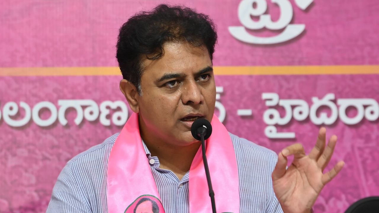 KONDA vs KTR : కేటీఆర్ ఏకాకి అయ్యారా.. సమంత, అక్కినేని ఫ్యామిలీకి టాలీవుడ్ సపోర్ట్.. బీఆర్ఎస్ నేతలు మాత్రం మౌనం!