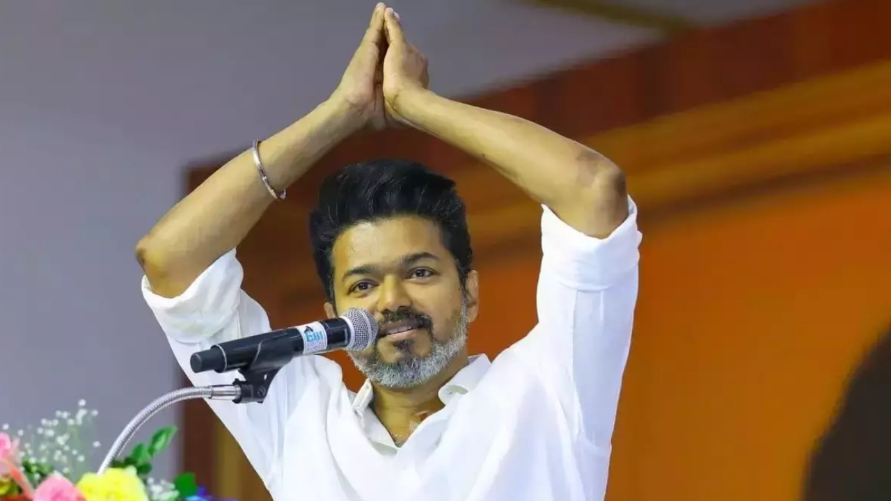 Thalapathi Vijay Speech : పీక్ లో ఉన్న కెరియర్, రెమ్యూనరేషన్ వదిలేసి కేవలం మీకోసం వచ్చా