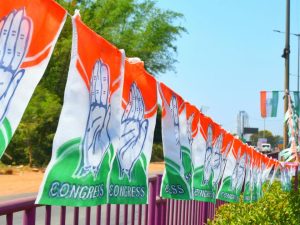 Congress Party: అత్యుత్సాహం చూపిస్తున్న ఆ నేతలు.. తల పట్టుకుంటున్న పార్టీ పెద్దలు?