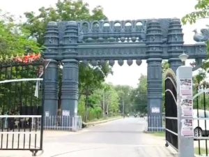 Kakatiya University: స్వేచ్ఛ ఎఫెక్ట్.. కేయూ అసిస్టెంట్ రిజిస్ట్రార్‌‌ సస్పెండ్!