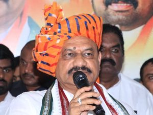 TPCC Chief: కేటీఆర్.. అతి తెలివిగా ప్రశ్నలు వేయకు: మహేష్ కుమార్ గౌడ్