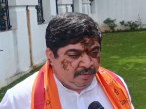 Minister Ponnam: అలా చేస్తే క్రిమినల్ కేసులు పెడుతాం.. జాగ్రత్త: మంత్రి పొన్నం