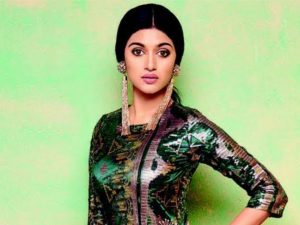 Oviya Video Leak : ప్రైవేట్ వీడియో లీక్ పై స్పందించినా హాట్ బ్యూటీ.. అదంతా ఫేకా?