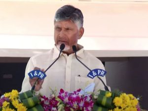 Police Commemoration Day: ఆడ బిడ్డల రక్షణ, జీరో క్రైమ్ మా టార్గెట్, పోలీసు అమరవీరులకు సీఎం చంద్రబాబు నివాళి