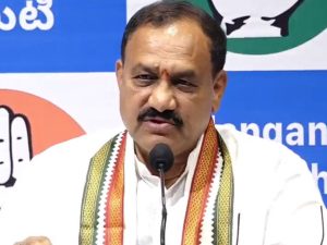 TPCC Mahesh Kumar: సినీ ప్రముఖులకు టీపీసీసీ చీఫ్ విజ్ఞప్తి..