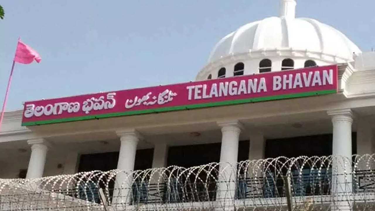 BRS Leaders : బీఆర్ఎస్ నేతల్లో టెన్షన్, అరెస్టయితే ఏం చేద్దాం.. నేడో రేపో మంతనాలు?