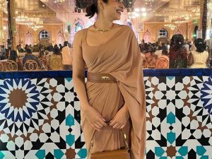 Shraddha Das: దుర్గా పూజకు ఇలా రెడీ అవుతారా? ఏంటిది శ్రద్ధా దాస్?