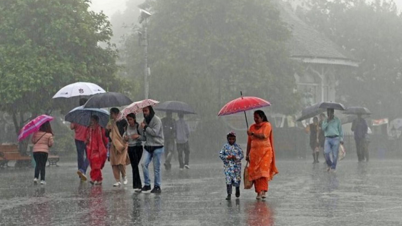 Cyclone Dana :ఏపీకి పొంచి వున్న ముప్పు, బంగాళాఖాతంలో అల్పపీడనం.. తుపానుగా మారే ఛాన్స్