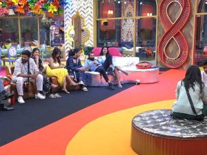 Bigg Boss 8 Telugu : జ్యోతిషుడుగా మారిన మణికంఠ.. హద్దులు దాటేస్తున్న లవ్ ట్రాక్..