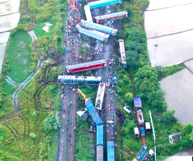 Bagamathi Train : ఓ మై గాడ్, భాగమతి రైలు ప్రమాదం వెనుక ఉగ్రవాదులా… రైల్వేశాఖ ఏం చెప్పిందంటే ?