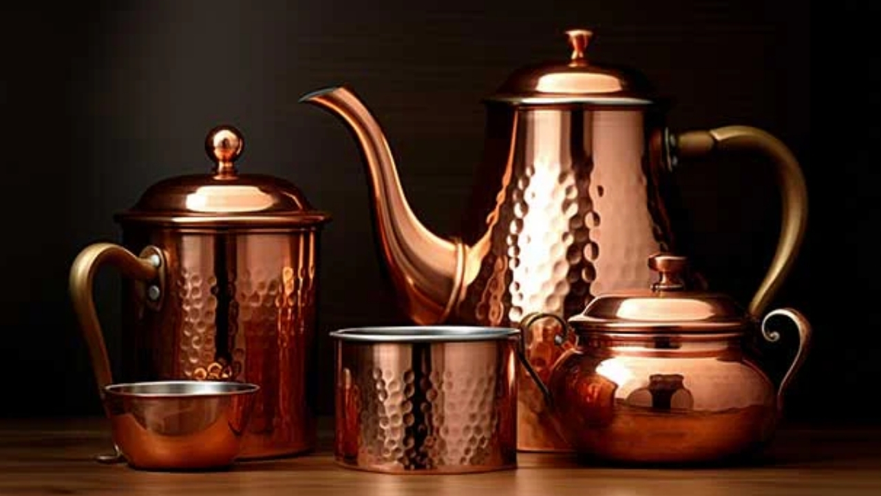 Copper Utensils: రాగి పాత్రలు మెరిసిపోవాలా.. అయితే ఇలా చేయండి