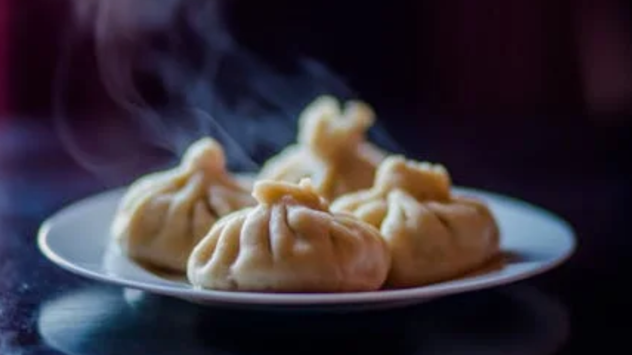 Hyderabad Momos Incident : మోమోస్ తిని మహిళ మృతి.. మరో 50మందికి అస్వస్థత