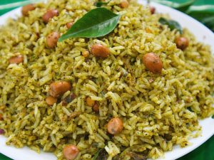 Karivepaku Rice: సింపుల్‌గా అయిపోయే లంచ్ బాక్స్ రెసిపీ కరివేపాకు రైస్, టేస్టీగా ఎలా చేయాలో తెలుసుకోండి