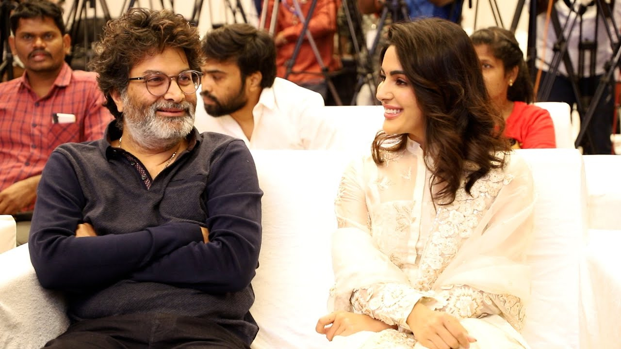 Trivikram Srinivas : గురూజీ అనుకుంటే అవ్వాల్సిందే, అప్పుడు సంయుక్త మీనన్, ఇప్పుడు మీనాక్షి చౌదరి