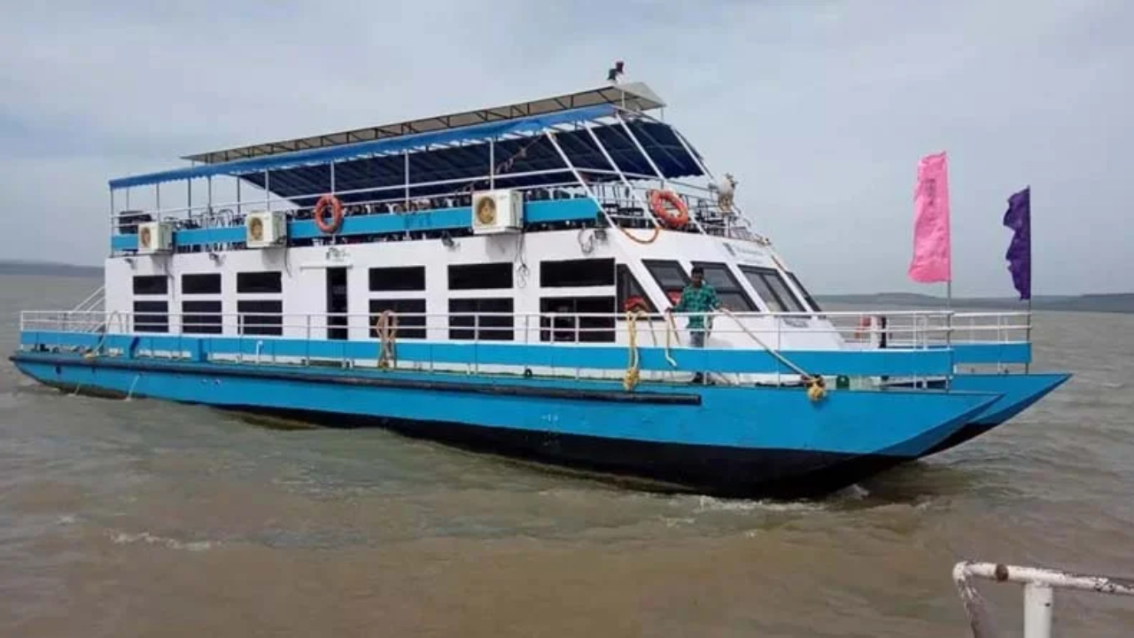 Cruise Tour: నాగార్జున సాగర్ నుంచి శ్రీశైలం లాంచీ ప్రయాణం ప్రారంభం, టూర్ విశేషాలు, టికెట్ ధరలు ఇవే!