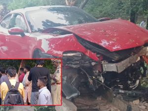 Porsche car accident in Hyderabad: హైదరాబాద్‌లో పోర్షే కారు బీభత్సం, ఎయిర్  బెలూన్స్ ఓపెన్, తప్పిన ముప్పు..