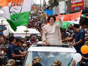 Priyanka Gandhi: మీకు నేనున్నా.. బీజేపీపై నిప్పులు చెరిగిన ప్రియాంకగాంధీ